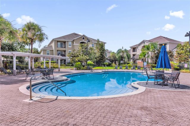 6560 SWISSCO DRIVE 322, Orlando, FL 32822