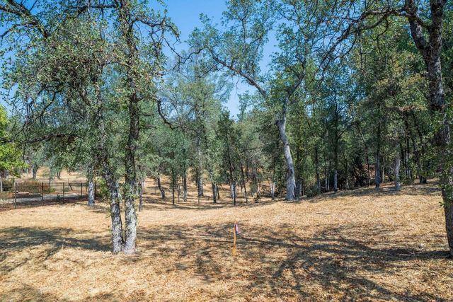 19410 Palermo Court, Redding, CA 96003