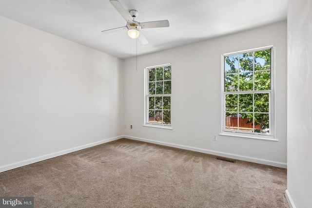 1774 TIGER LILY CIR, Woodbridge, VA 22192