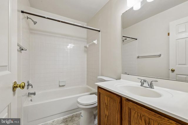 1774 TIGER LILY CIR, Woodbridge, VA 22192