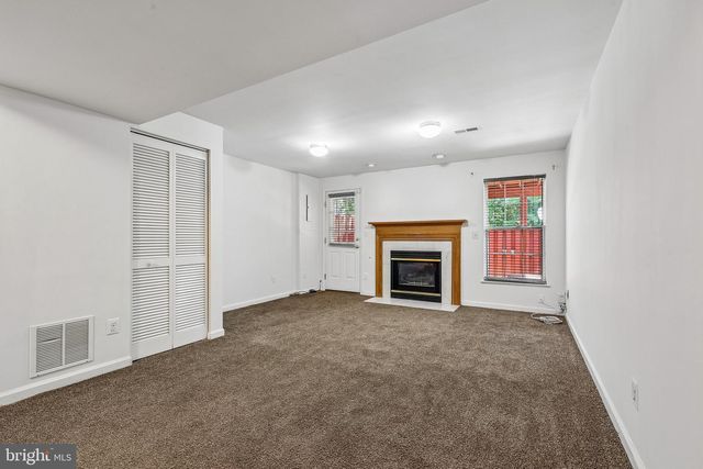 1774 TIGER LILY CIR, Woodbridge, VA 22192