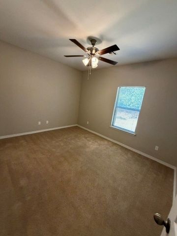 3012 SE J Street 13, Bentonville, AR 72712