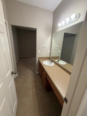 3012 SE J Street 13, Bentonville, AR 72712
