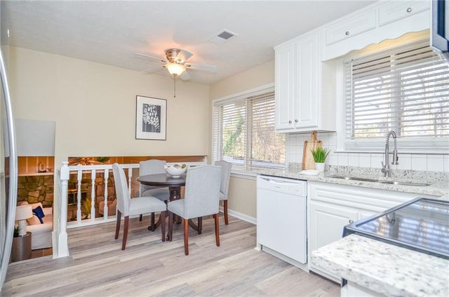 3173 Falconhurst SW Drive, Lilburn, GA 30047