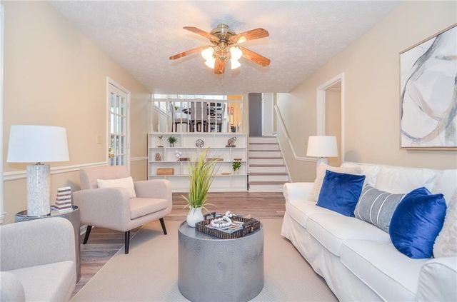 3173 Falconhurst SW Drive, Lilburn, GA 30047