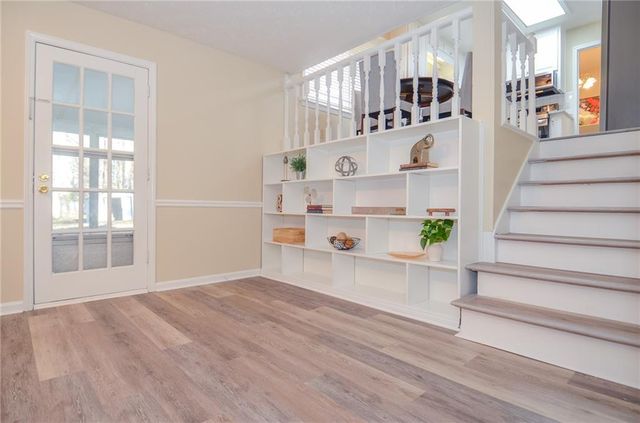 3173 Falconhurst SW Drive, Lilburn, GA 30047