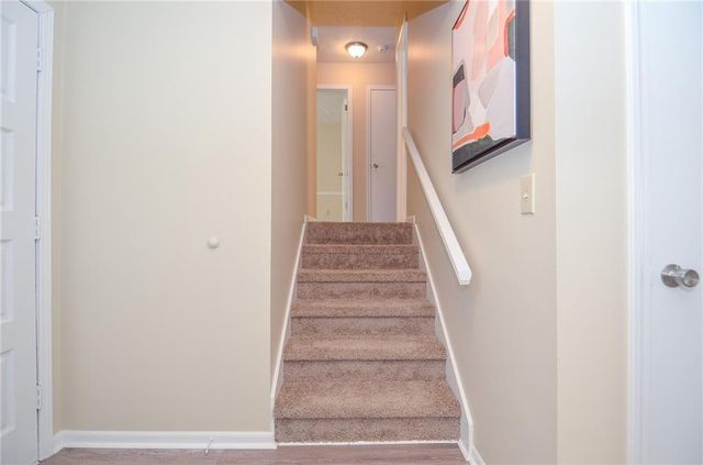 3173 Falconhurst SW Drive, Lilburn, GA 30047