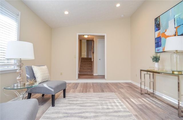 3173 Falconhurst SW Drive, Lilburn, GA 30047