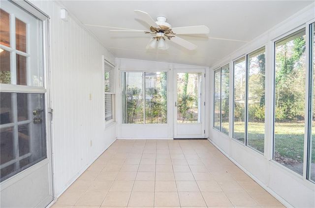 3173 Falconhurst SW Drive, Lilburn, GA 30047