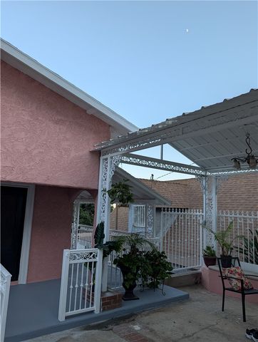 1074 N Bonnie Beach Place, Los Angeles, CA 90063