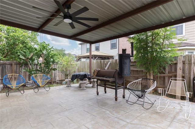 3808 Los Lagos Drive, Edinburg, TX 78542