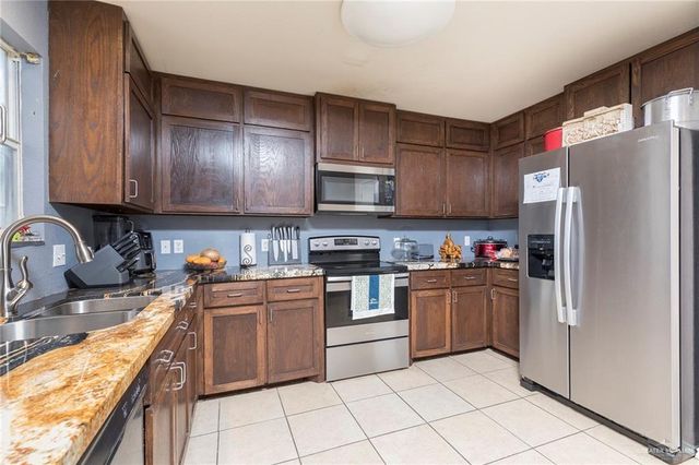 3808 Los Lagos Drive, Edinburg, TX 78542