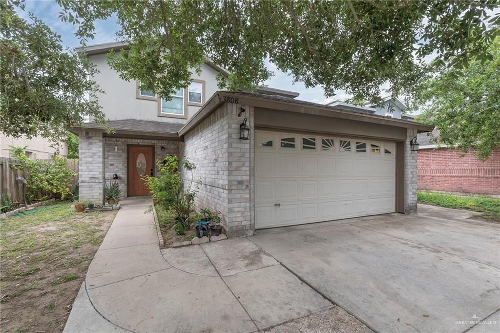 3808 Los Lagos Drive, Edinburg, TX 78542