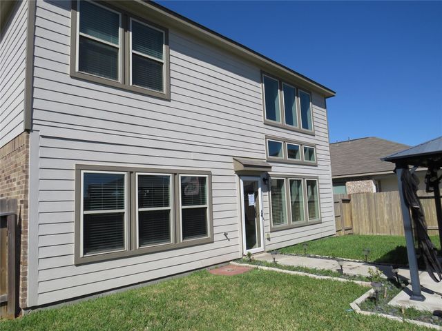 6915 Sunnyvale Lane, Rosharon, TX 77583