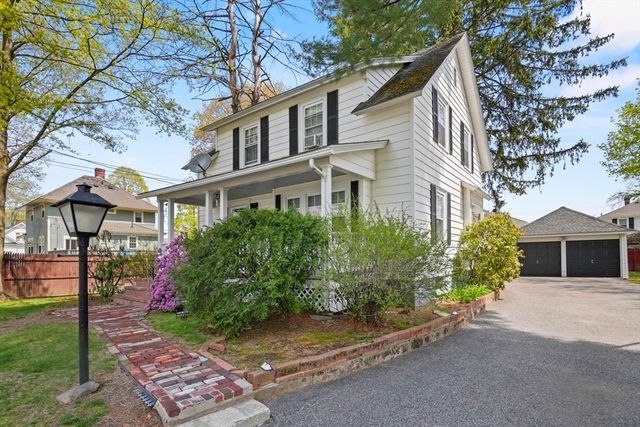 23 Gleason Rd, Shrewsbury, MA 01545