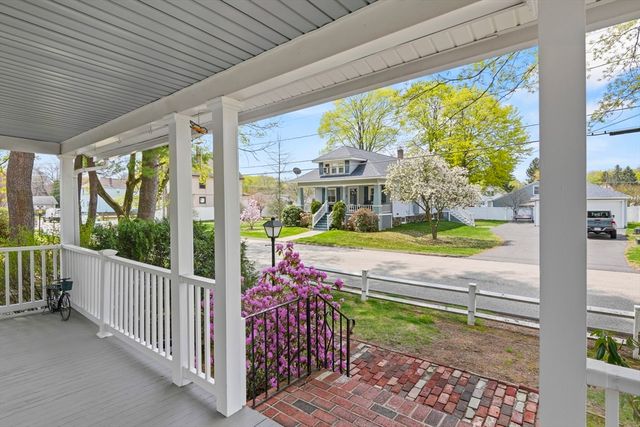 23 Gleason Rd, Shrewsbury, MA 01545