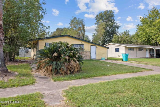 305 Thelma Drive, Lafayette, LA 70506