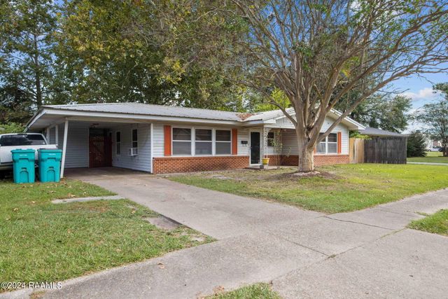 305 Thelma Drive, Lafayette, LA 70506