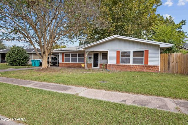 305 Thelma Drive, Lafayette, LA 70506