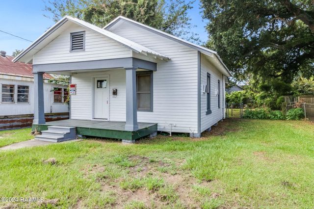 305 Thelma Drive, Lafayette, LA 70506