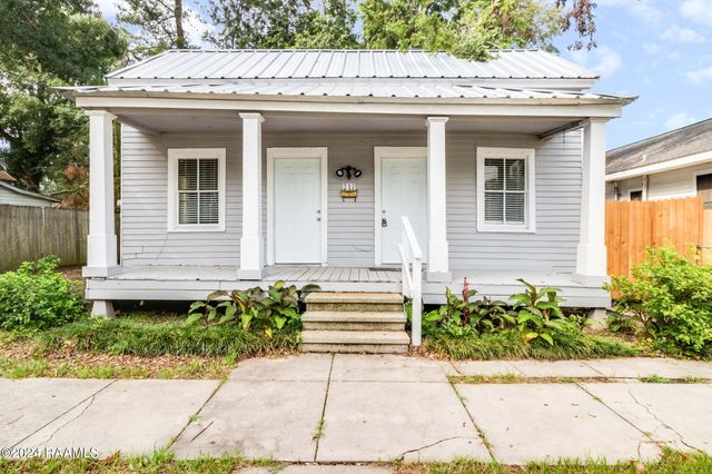 305 Thelma Drive, Lafayette, LA 70506