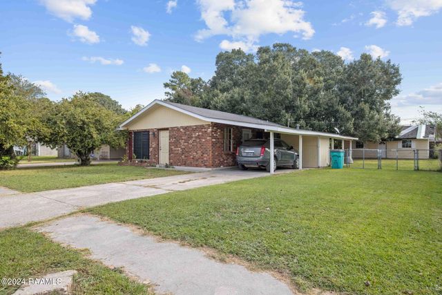 305 Thelma Drive, Lafayette, LA 70506