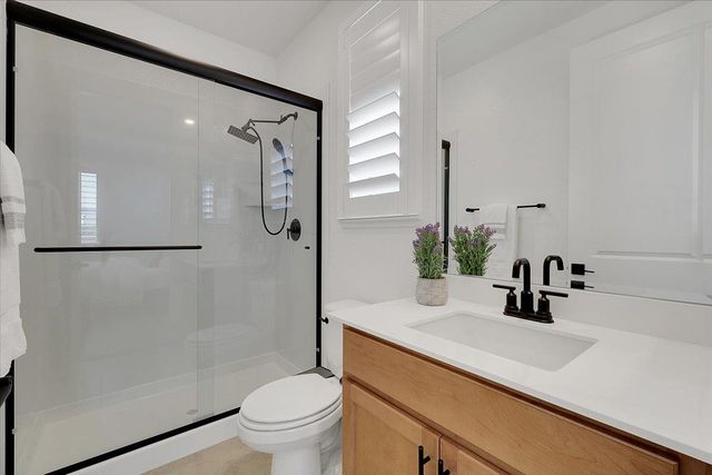 7000 skyward, Roseville, CA 95747