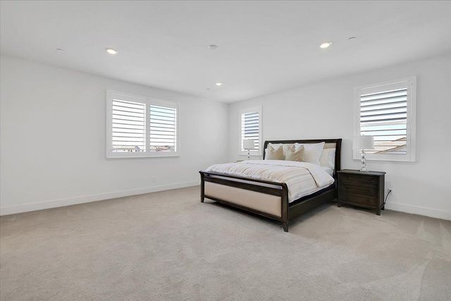 7000 skyward, Roseville, CA 95747