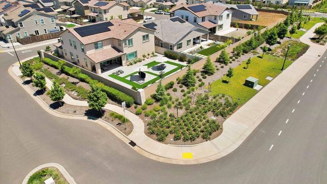 7000 skyward, Roseville, CA 95747