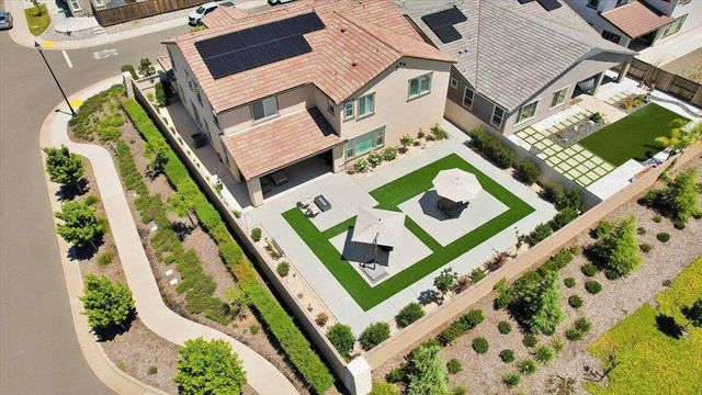 7000 skyward, Roseville, CA 95747