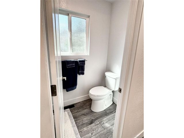 1417 Mcintosh Ave, Broomfield, CO 80020