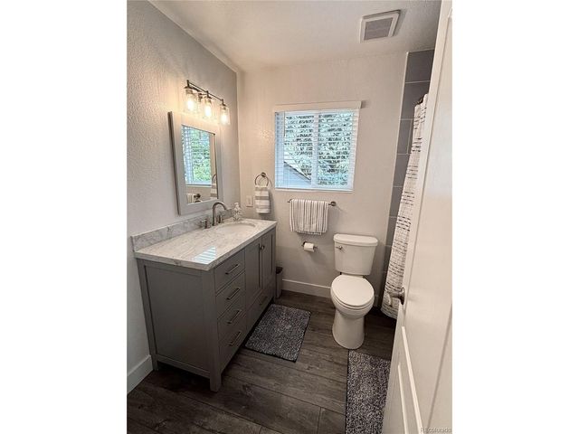 1417 Mcintosh Ave, Broomfield, CO 80020