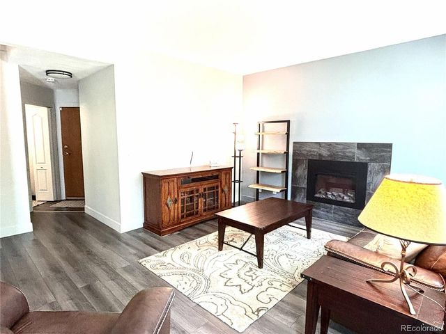 1417 Mcintosh Ave, Broomfield, CO 80020