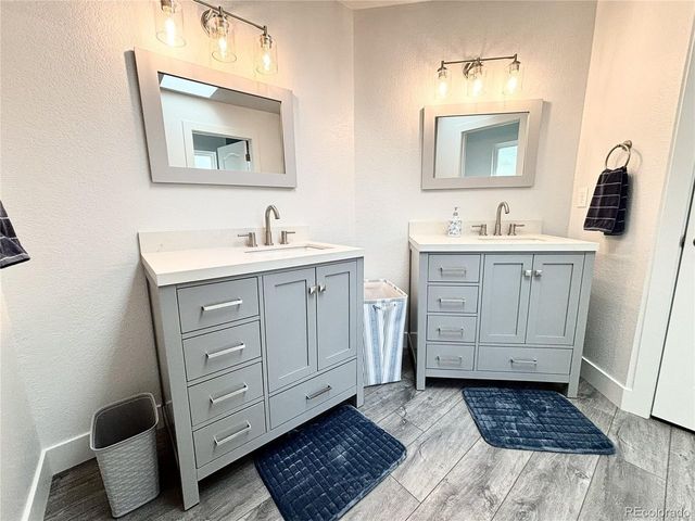 1417 Mcintosh Ave, Broomfield, CO 80020