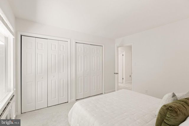 11609 SOURWOOD LN, Reston, VA 20191
