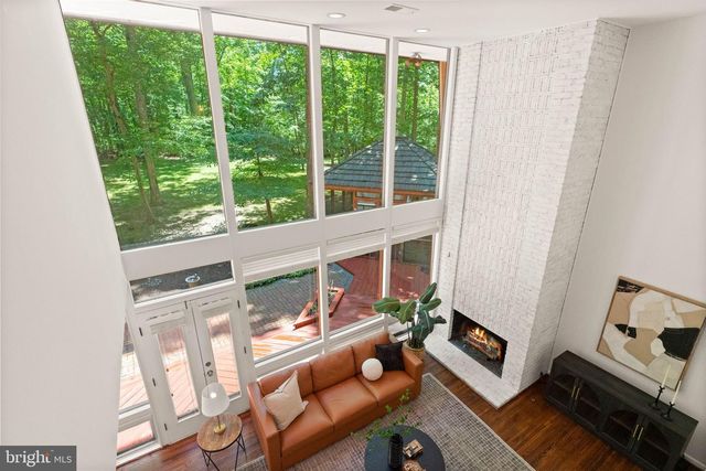 11609 SOURWOOD LN, Reston, VA 20191