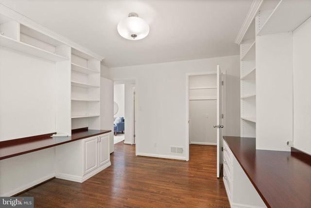 11609 SOURWOOD LN, Reston, VA 20191