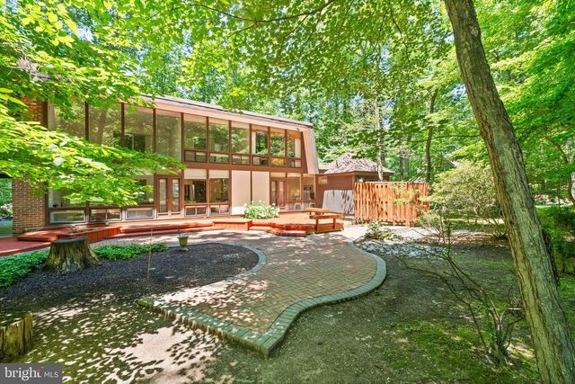 11609 SOURWOOD LN, Reston, VA 20191