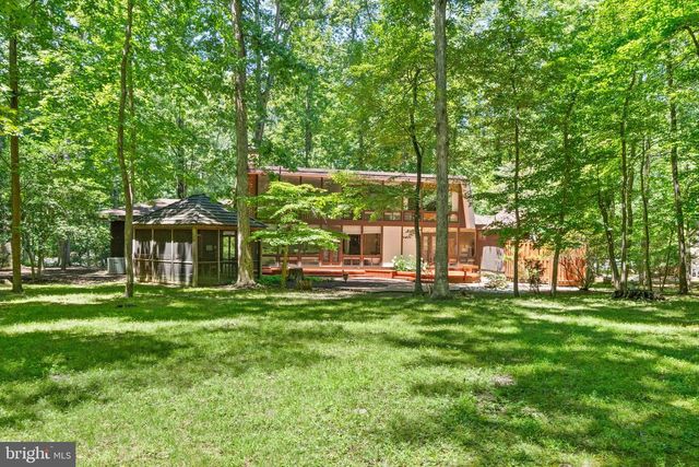 11609 SOURWOOD LN, Reston, VA 20191