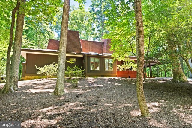 11609 SOURWOOD LN, Reston, VA 20191