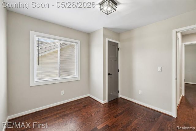 9403 Buckingham Street, White Lake, MI 48386