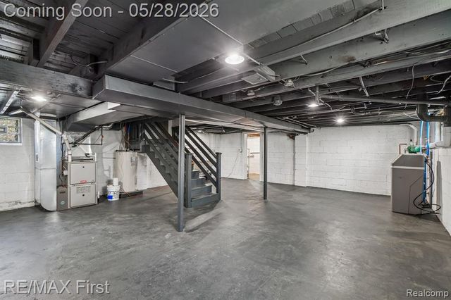 9403 Buckingham Street, White Lake, MI 48386