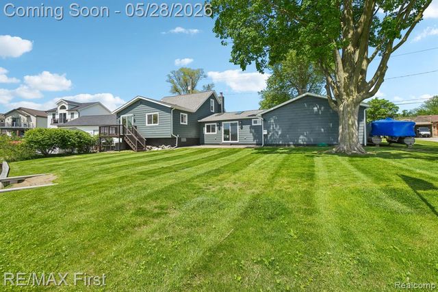9403 Buckingham Street, White Lake, MI 48386