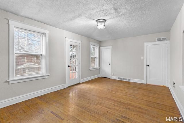 4134 Minnesota Avenue, St Louis, MO 63118