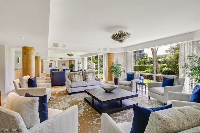 4041 Gulf Shore BLVD N PH-7, Naples, FL 34103