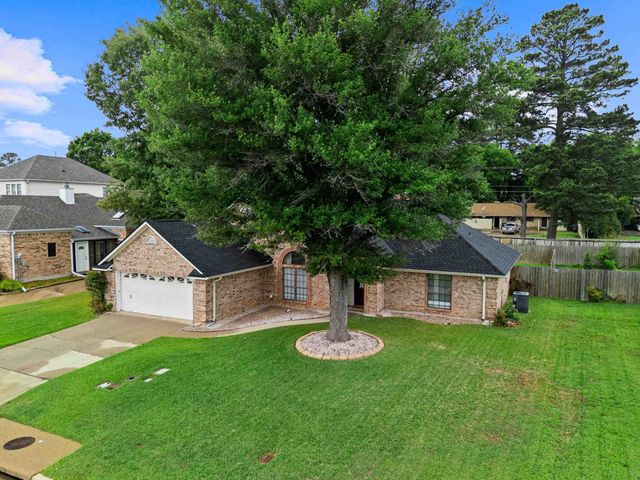 211 Millstone, Longview, TX 75604