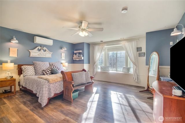 24608 SE 387th Street, Enumclaw, WA 98022