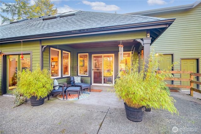 24608 SE 387th Street, Enumclaw, WA 98022