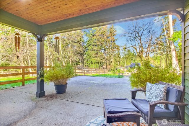 24608 SE 387th Street, Enumclaw, WA 98022