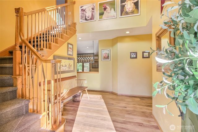 24608 SE 387th Street, Enumclaw, WA 98022